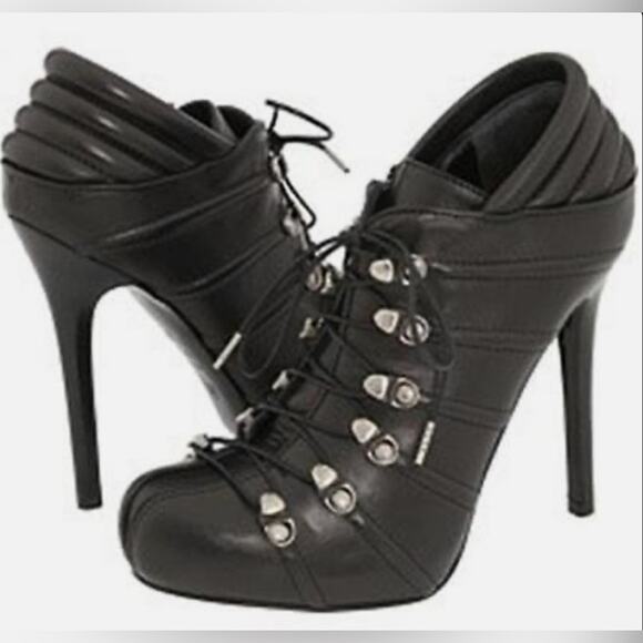 Alexander McQueen Studded Biker Ankle Booties Black  IT 38 Lace Up Stiletto - Picture 1 of 14